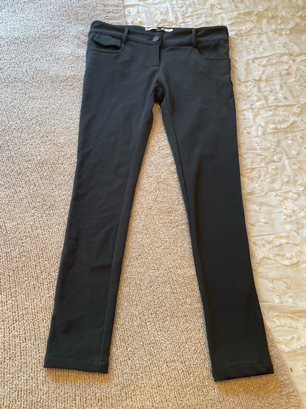 Walter Baker Low Rise Dark Grey Skinny Stretch Ponte Pants - size 4 (small)